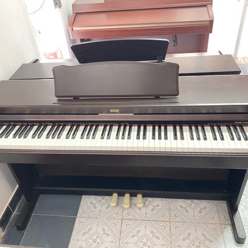 Piano KORG CONCERT C-3000
