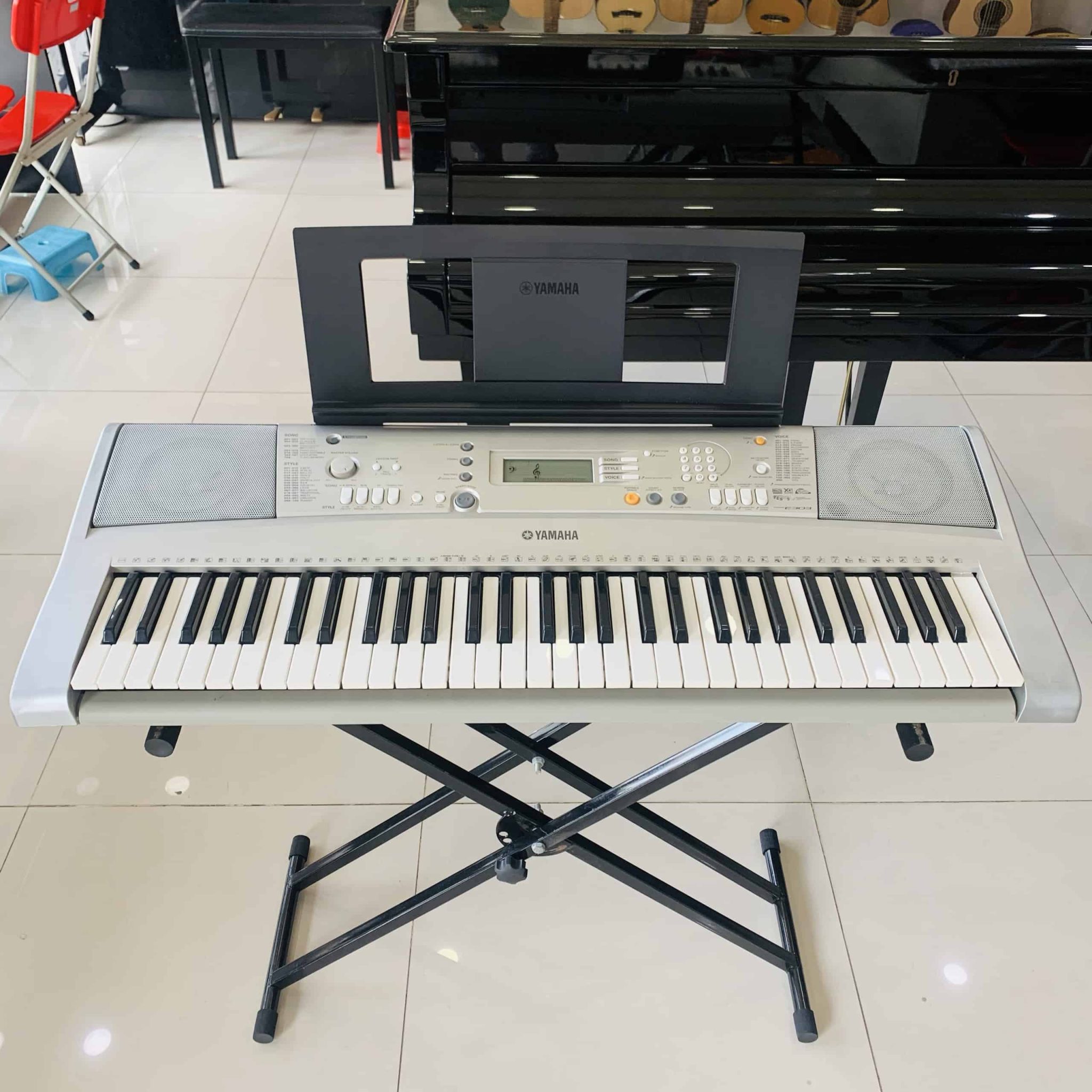 Đàn Organ YAMAHA PSRE303 tại Biên Hòa Ngọc Hưng Phát Music