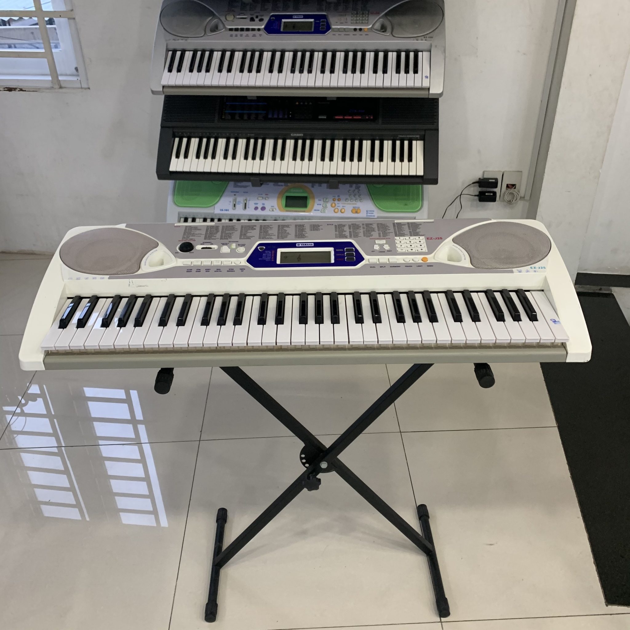 Đàn ORGAN YAMAHA EZJ25 dành cho người mới tập Organ Biên Hòa
