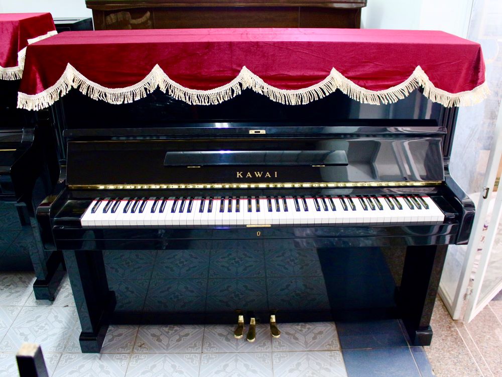 Piano Cơ KAWAI BL-51