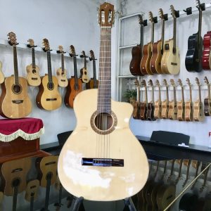 Guitar Classic Hồng Đào