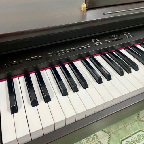 Piano Roland HP2800