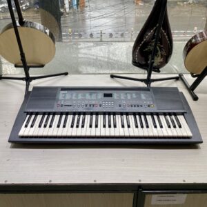 Organ Yamaha PSR-200