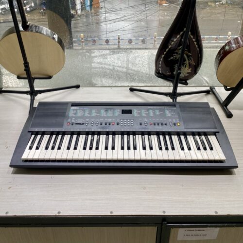 Organ Yamaha PSR-200
