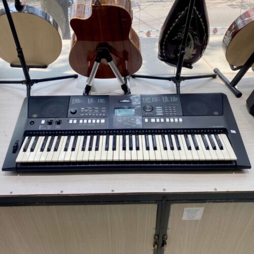 ORGAN YAMAHA PSR-E423