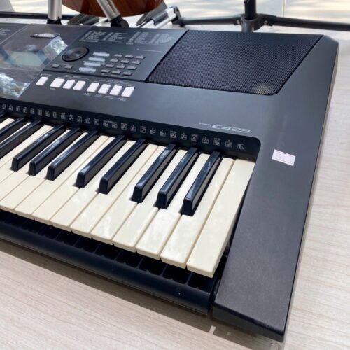 ORGAN YAMAHA PSR-E423