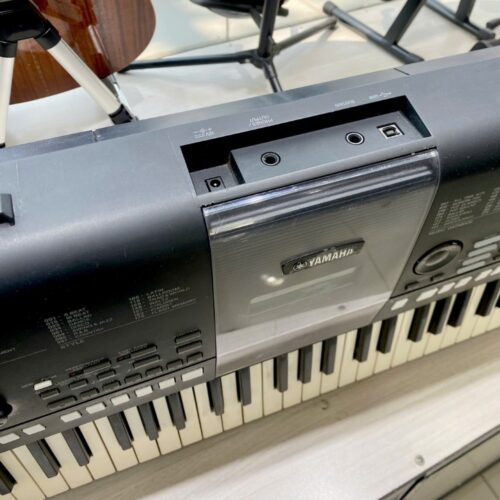 ORGAN YAMAHA PSR-E423
