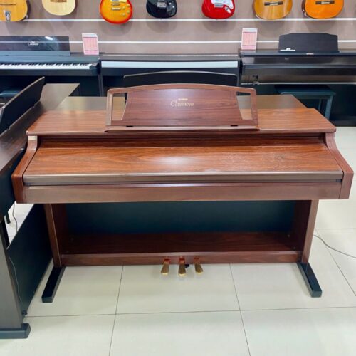 Piano Yamaha CLP-860M