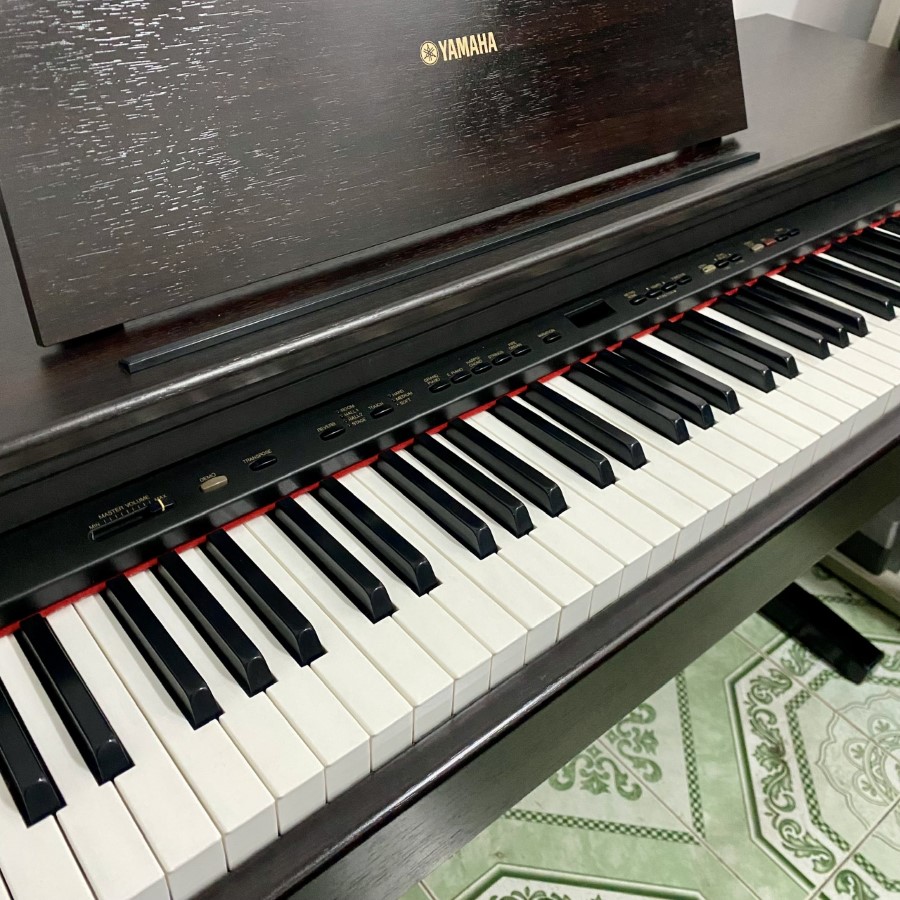 Piano Yamaha YDP-201