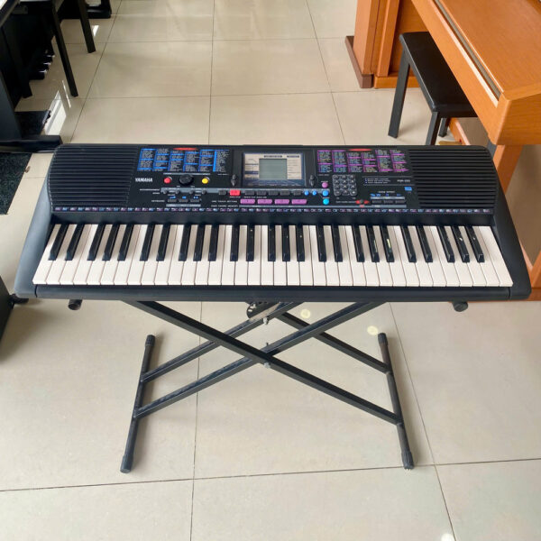 ORGAN YAMAHA PSR-220