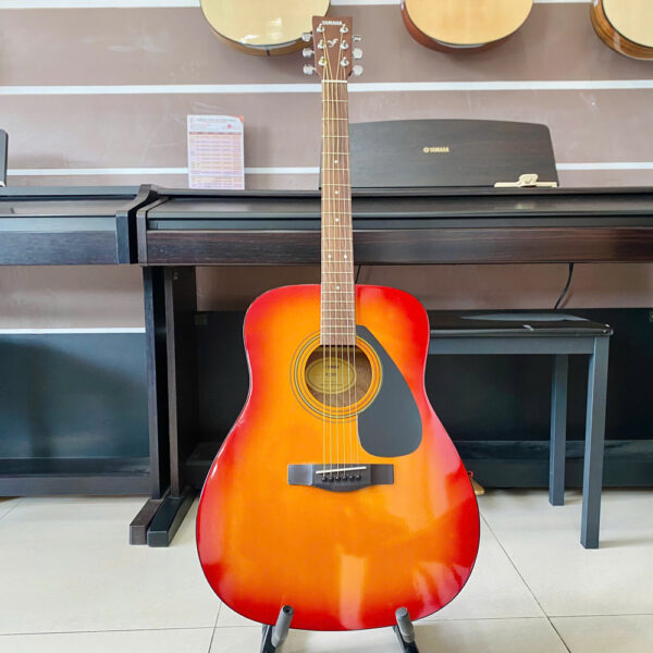 GUITAR YAMAHA F310CS
