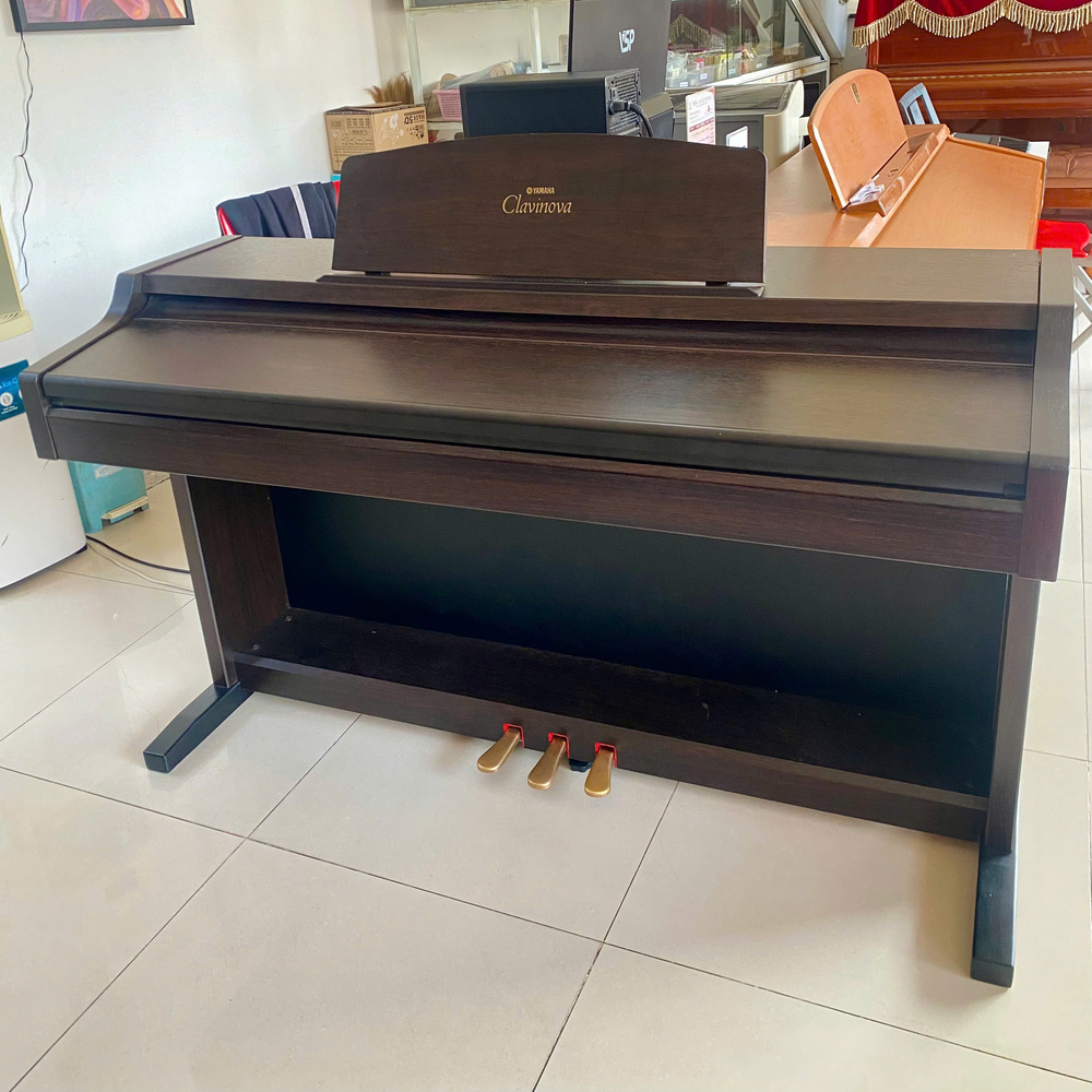 Piano Yamaha CLP-820