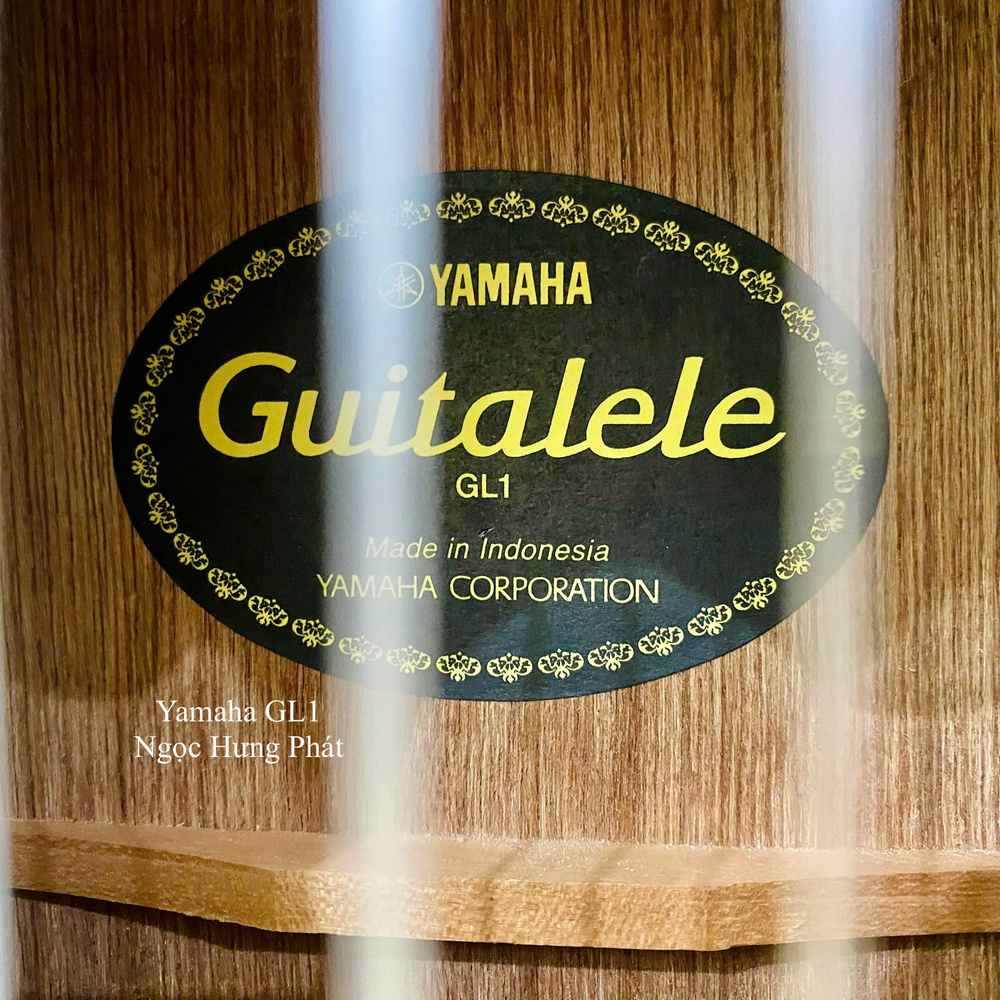Guitalele Yamaha GL1